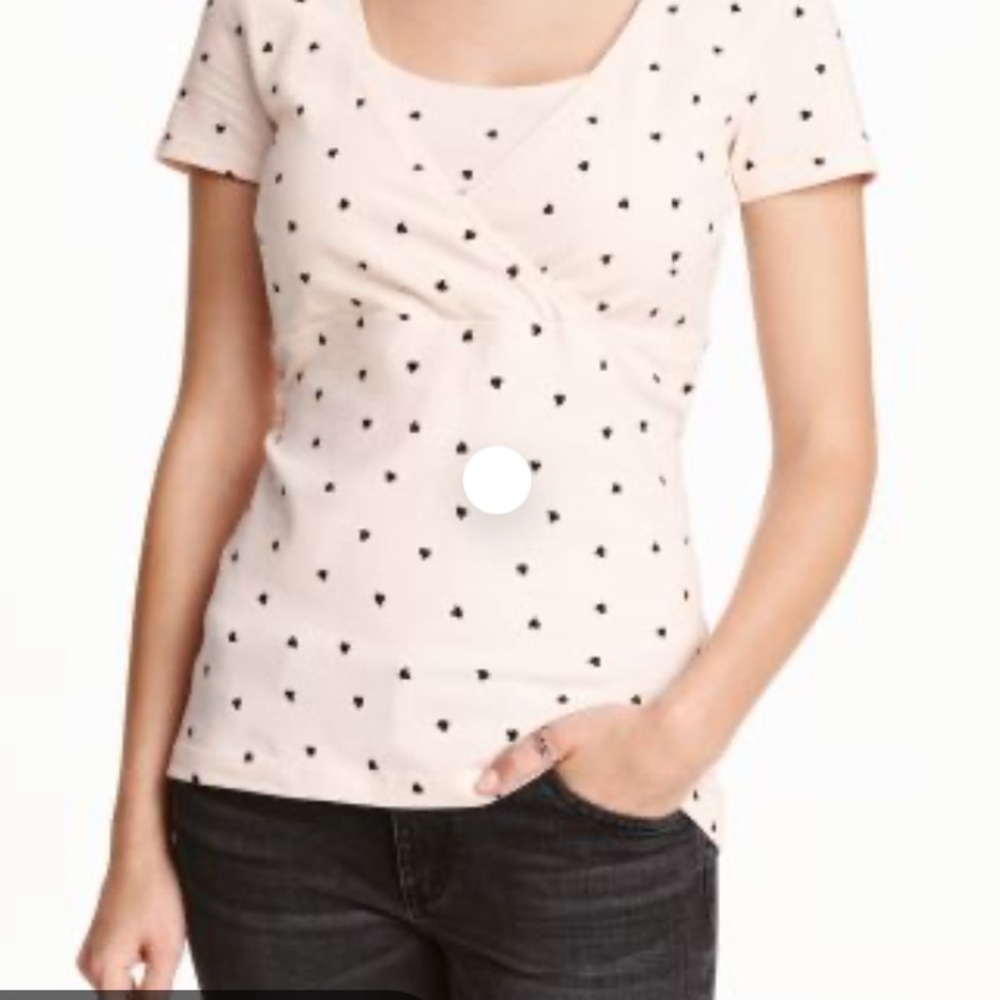 Black and white polka dot H & M mama maternity nursing top